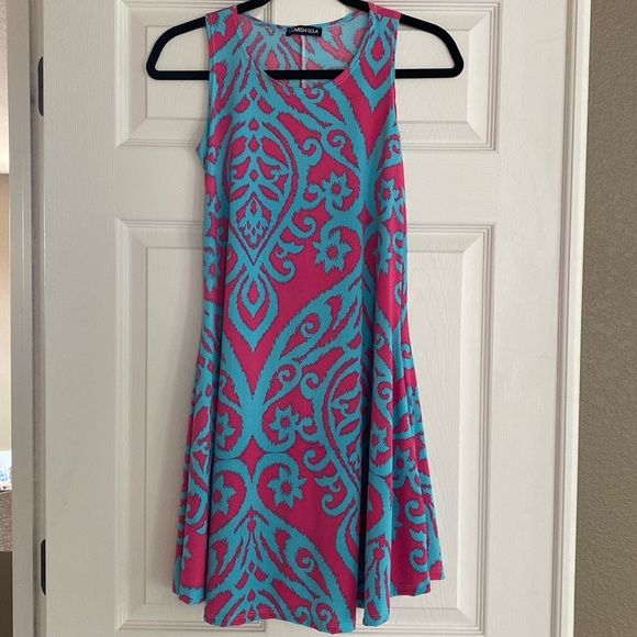 Heimish USA sleeveless midi dress with pockets! Hot pink and teal. - Picture 1 of 5
